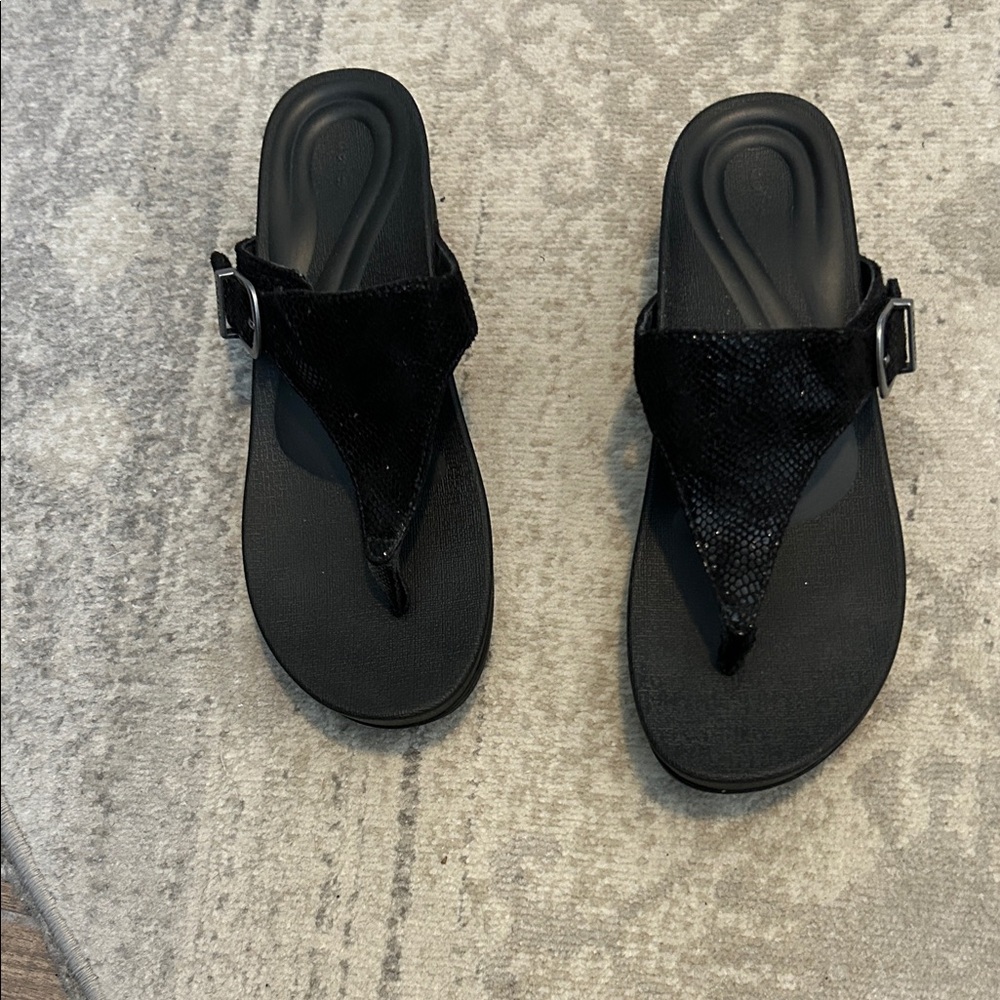 Aetrex Women's Black Slide Sandals